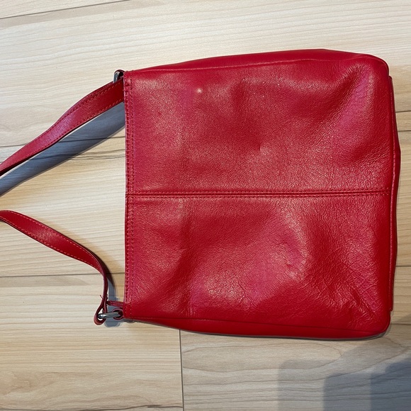 Danier Leather Red Shoulder Bag - Picture 8 of 8